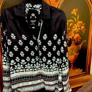 Cino blouse medium good condition